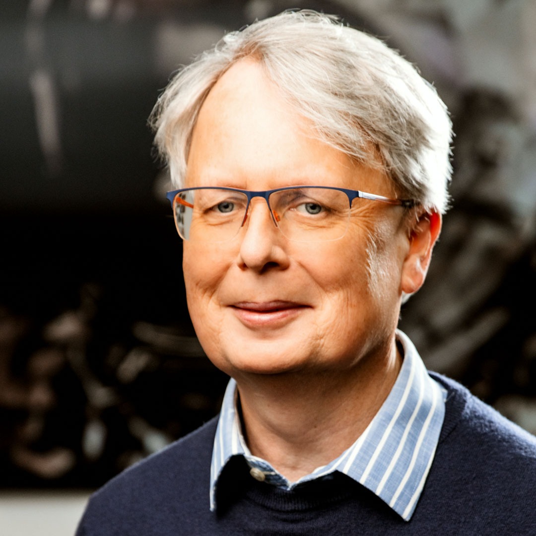 Dr David Henshaw